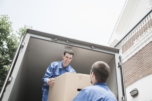 Residential relocation service for flats and houses in Acton